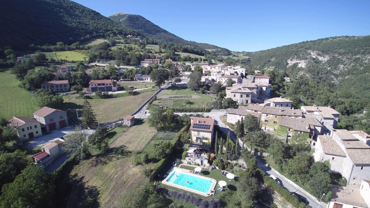 Agriturismo Roccagelli 발로 디 네라 외부 사진