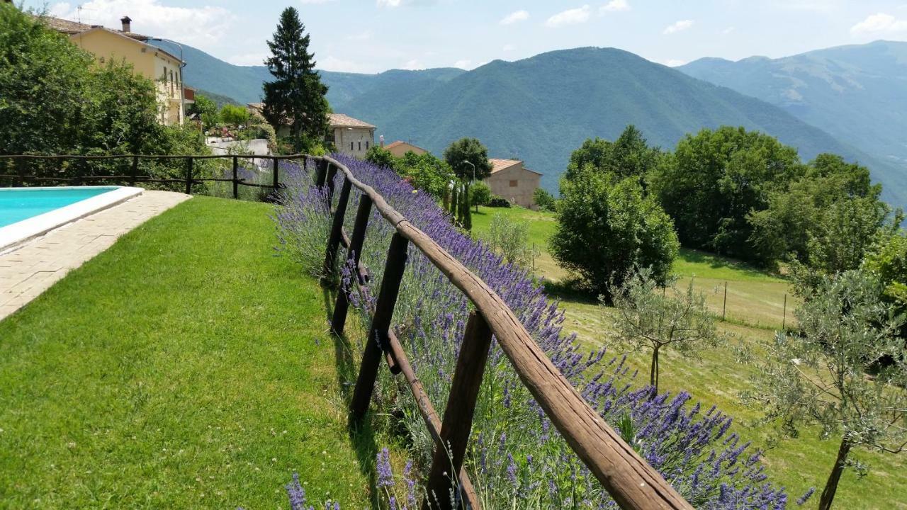 Agriturismo Roccagelli 발로 디 네라 외부 사진